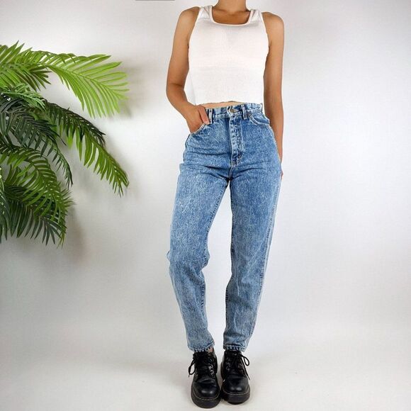 Vintage 80s 90s Indie Grunge High Waisted Acid Wash Denim Mom Jeans / Size: 5 - Picture 4 of 4